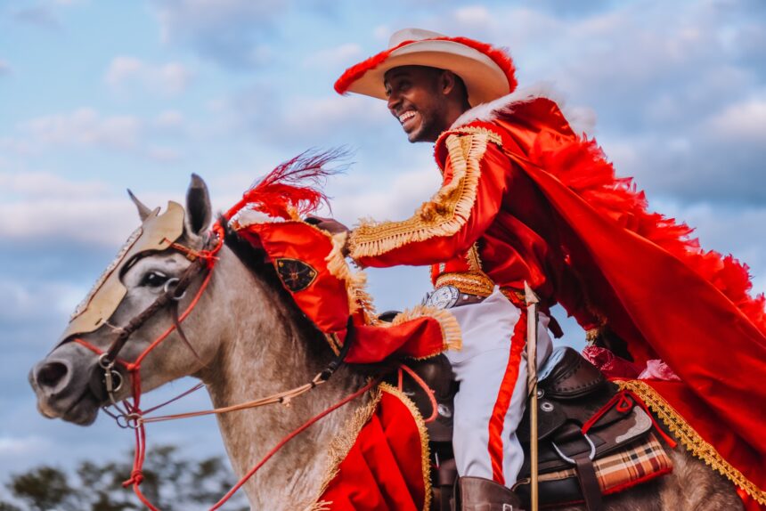 Com apoio do Governo de Goiás, Crixás realiza tradicionais Cavalhadas neste final de semana